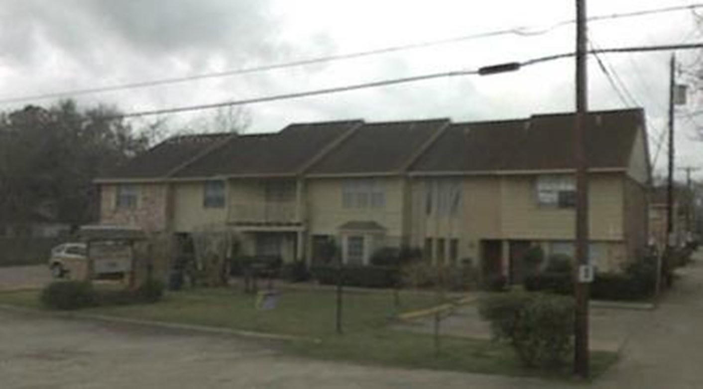 Loggins Court - West Columbia, TX - Photo 1 of 1
