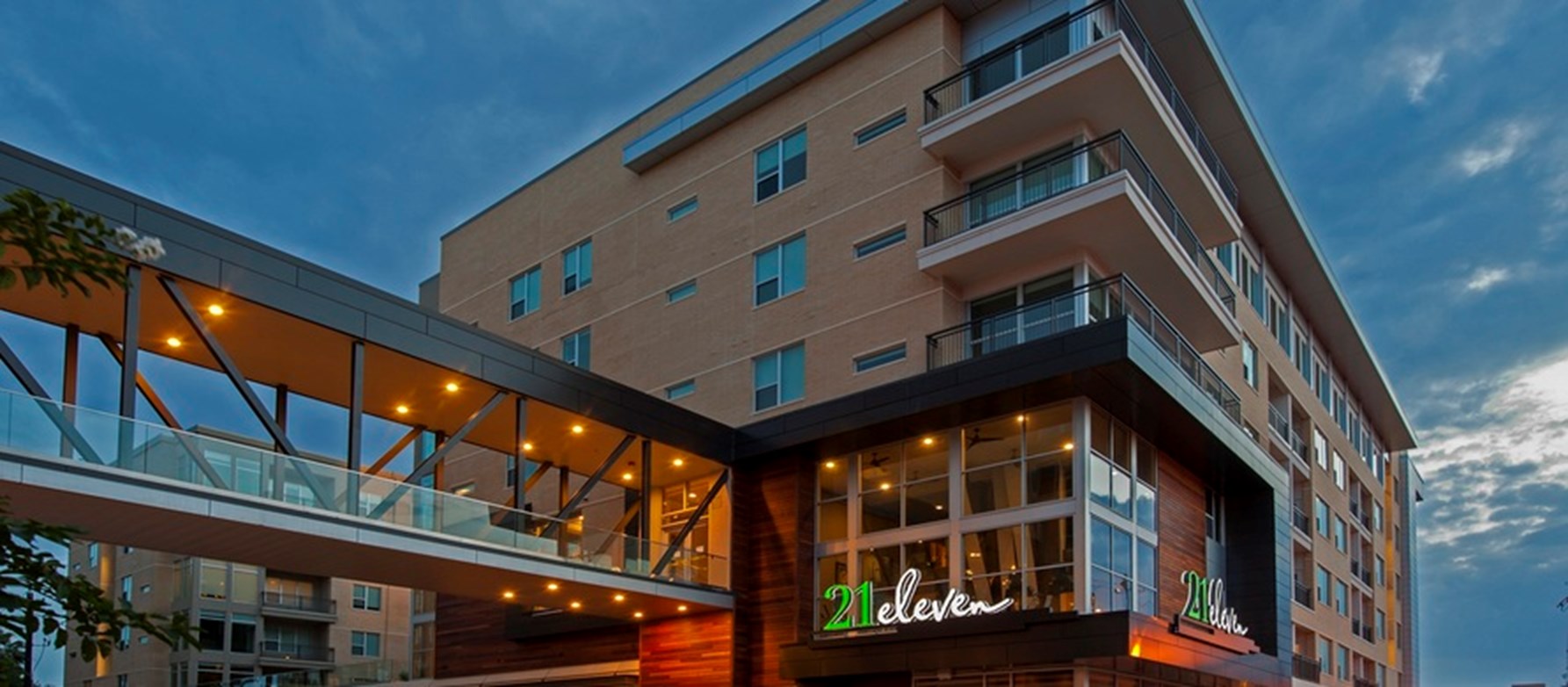 Pearl 21 Eleven - Houston, TX - Photo 1 of 29