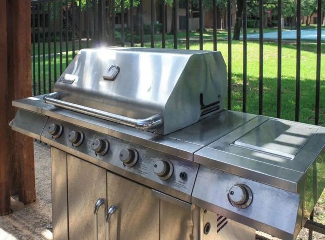 Eastgrove - BBQ - Photo 4 of 22