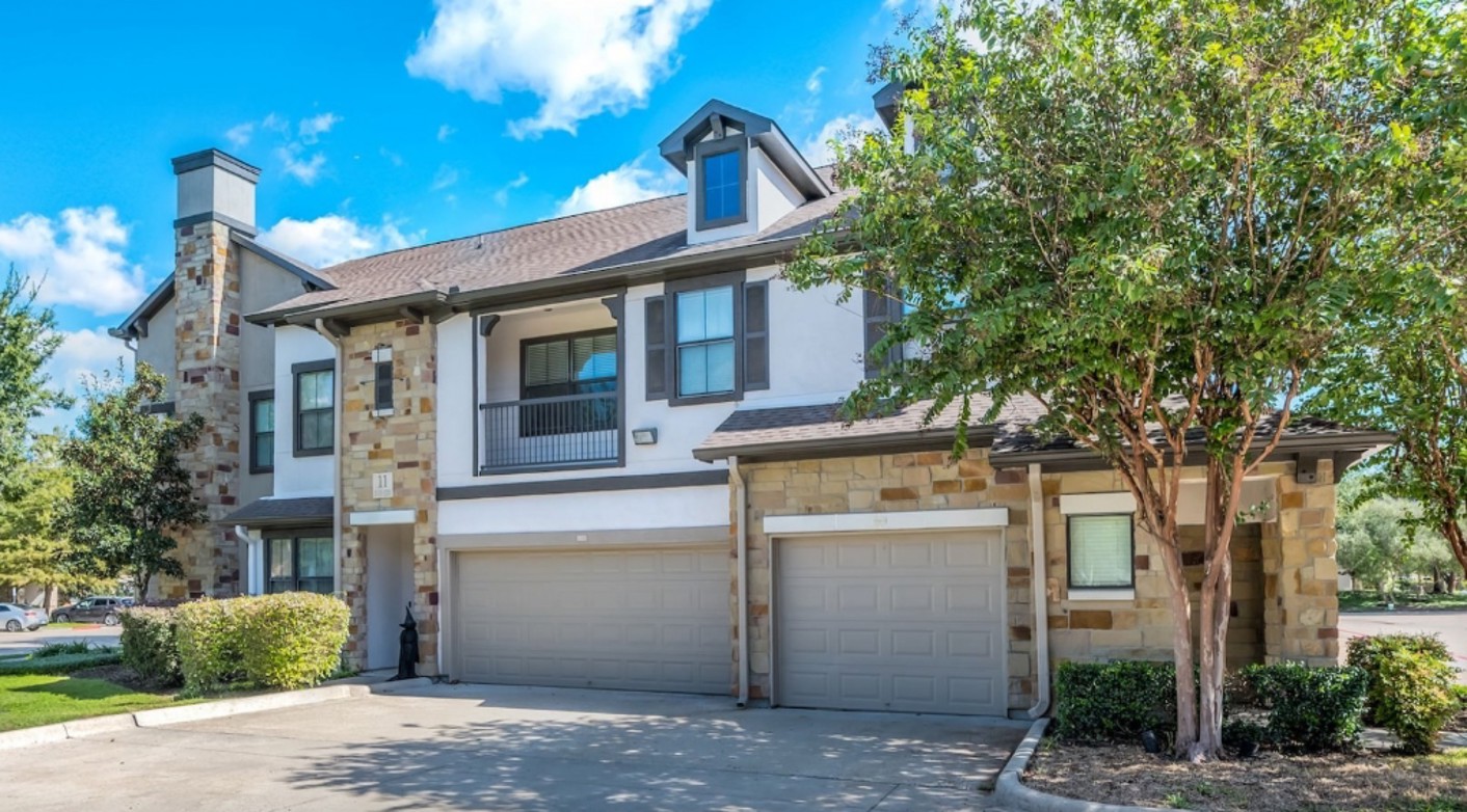 Grand Villas at Tuscan Lakes - League City, TX - Photo 1 of 41