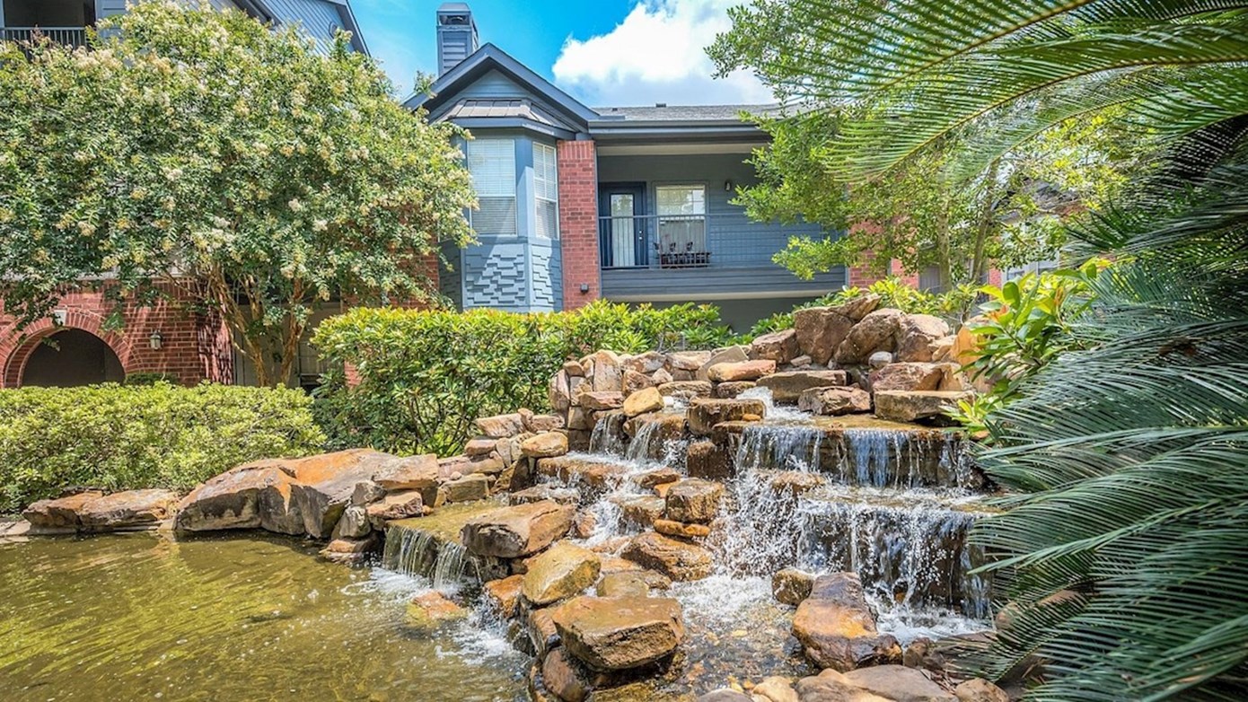Alexander Luxury Living - Exterior - Photo 3 of 25