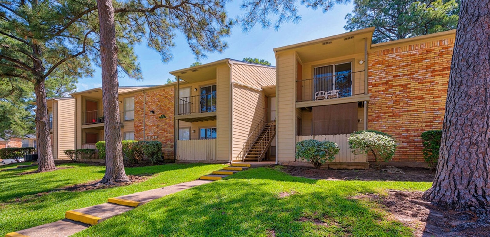 Northside Heights - Conroe, TX - Photo 1 of 18