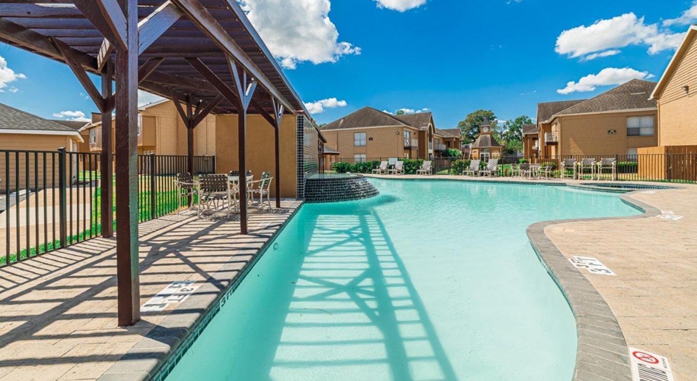 Nottingham Residences - Houston, TX - Photo 1 of 23