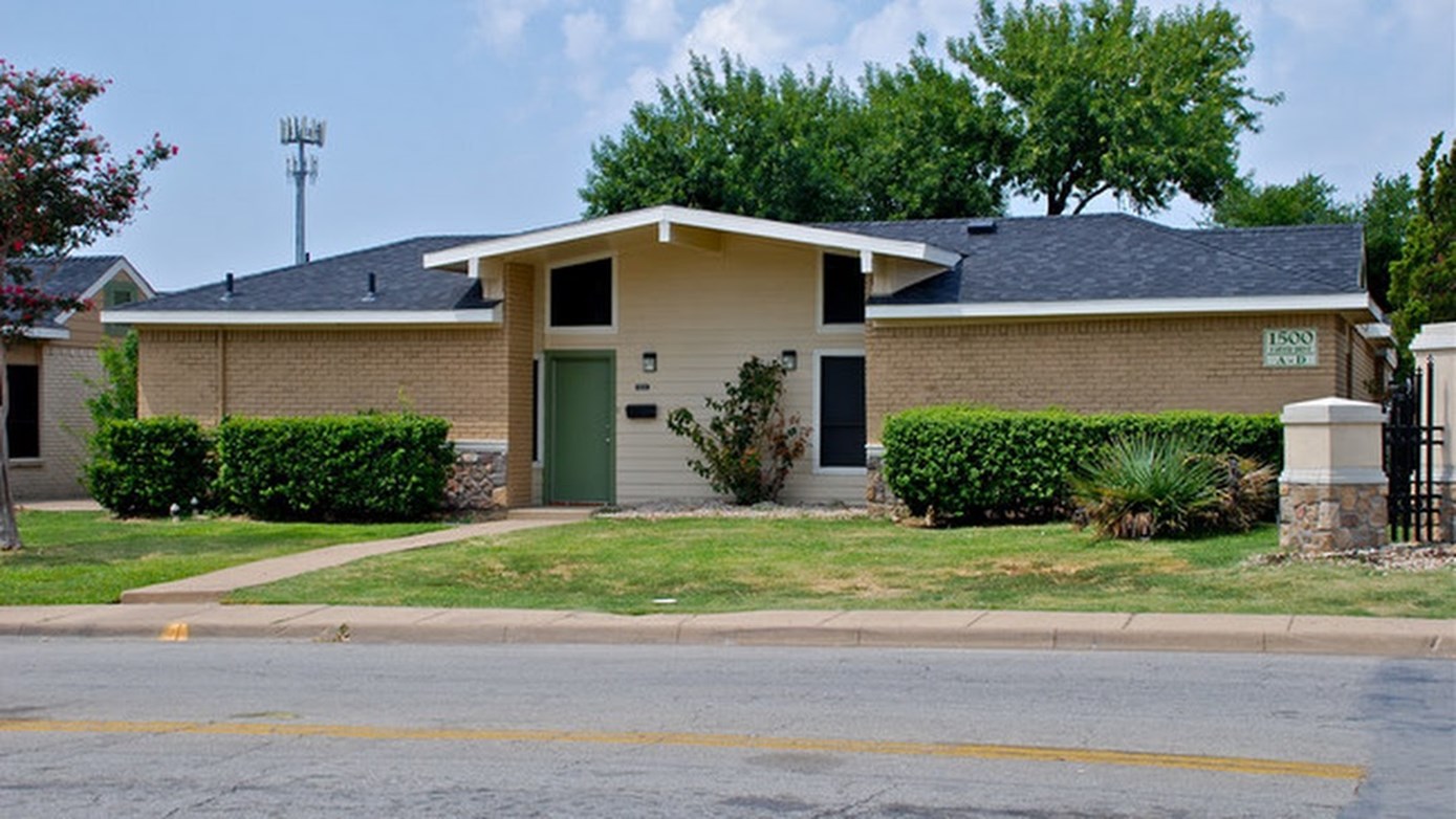 Crossway - Arlington, TX - Photo 1 of 4