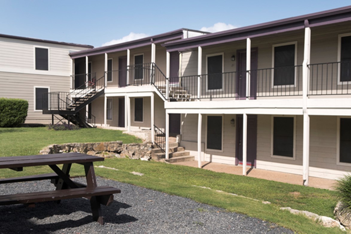 Polaris on the Park - Exterior - Photo 2 of 11
