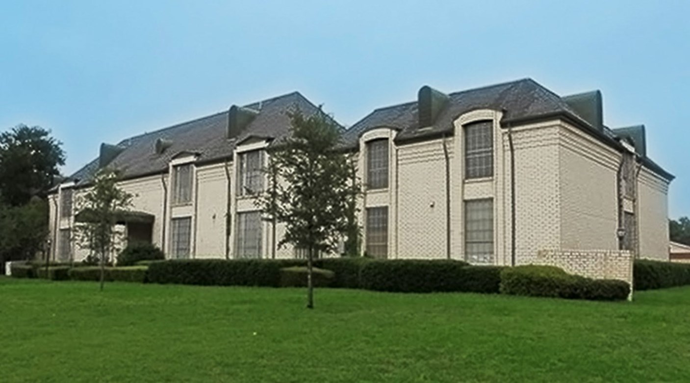 32Ten on the Boulevard - Richland Hills, TX - Photo 1 of 6