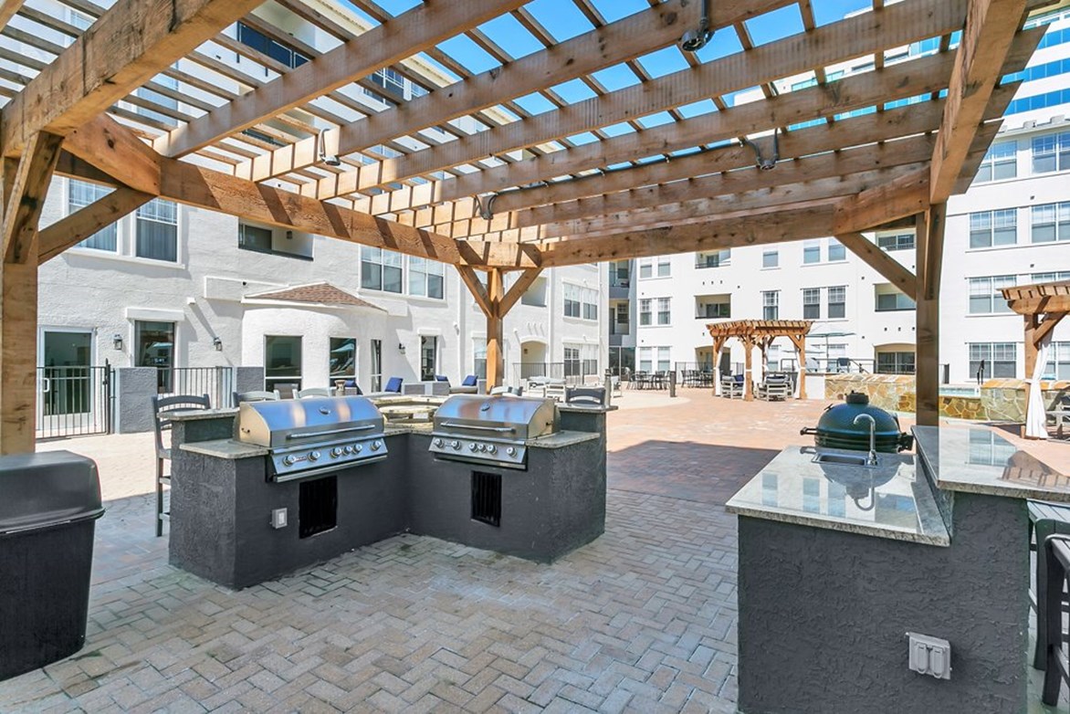 Radius Turtle Creek - BBQ - Photo 4 of 16