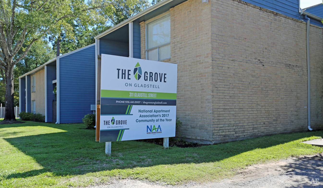Grove on Gladstell - Conroe, TX - Photo 1 of 11