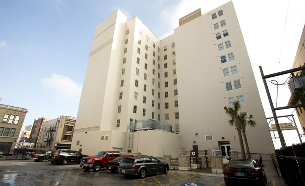 2101 Church Street - Galveston, TX - Photo 1 of 14