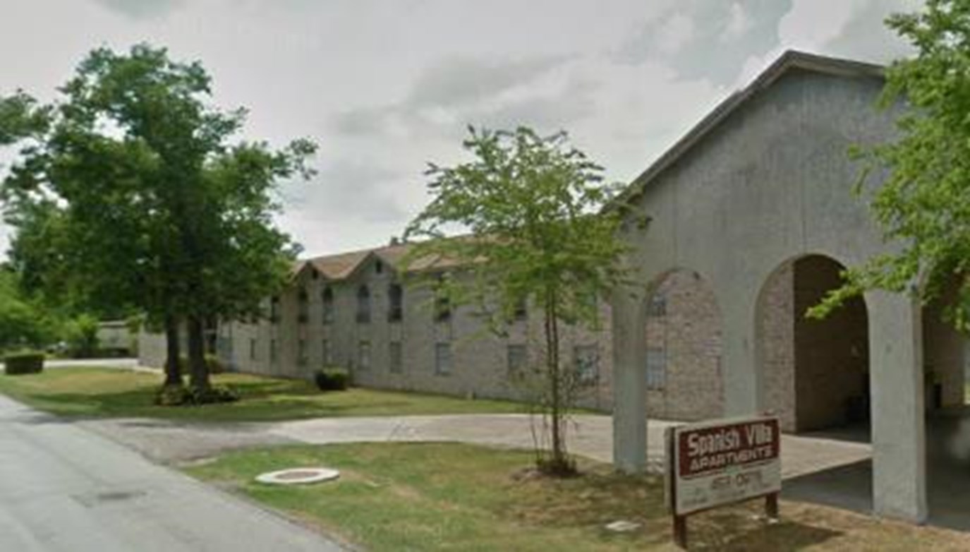Spanish Villa - Cloverleaf, TX - Photo 1 of 2