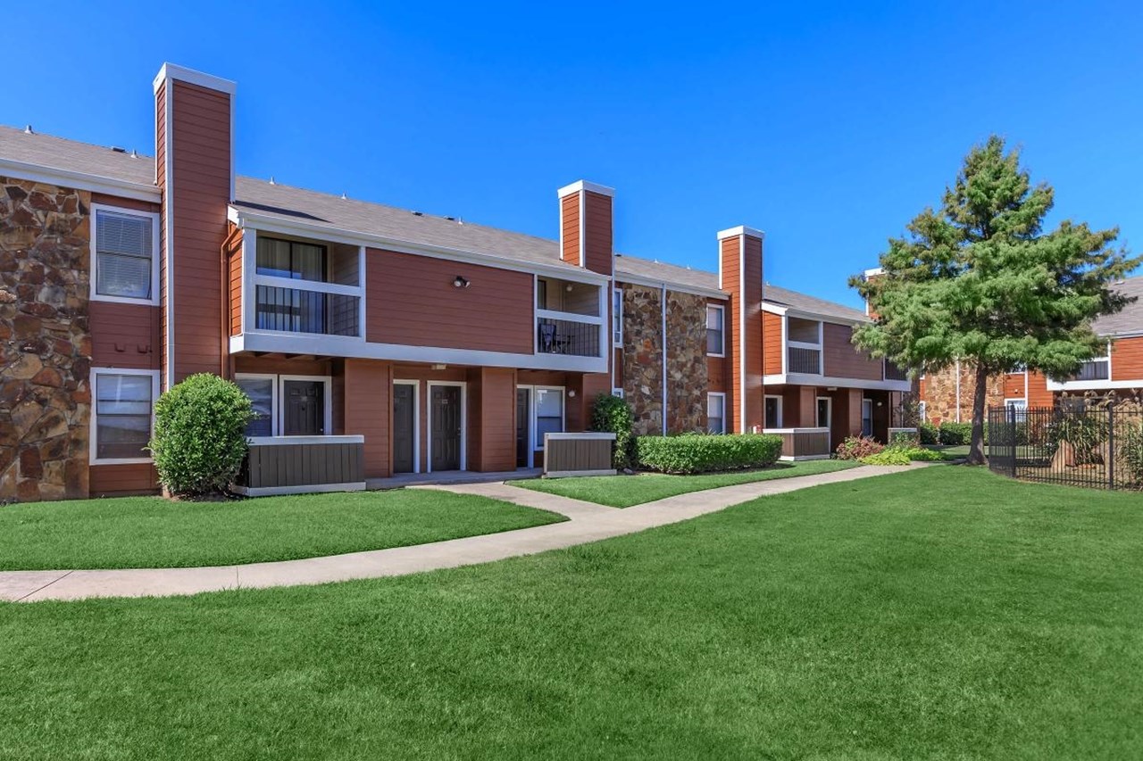 16Ten East - Denton, TX - Photo 1 of 16