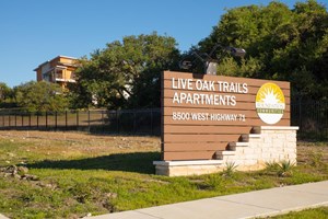 Live Oak Trails Apartments Austin Texas