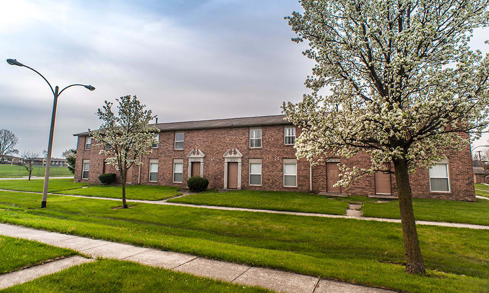 Chapel Oaks Apartments Dallas 933+ for 1 & 2 Bed Apts