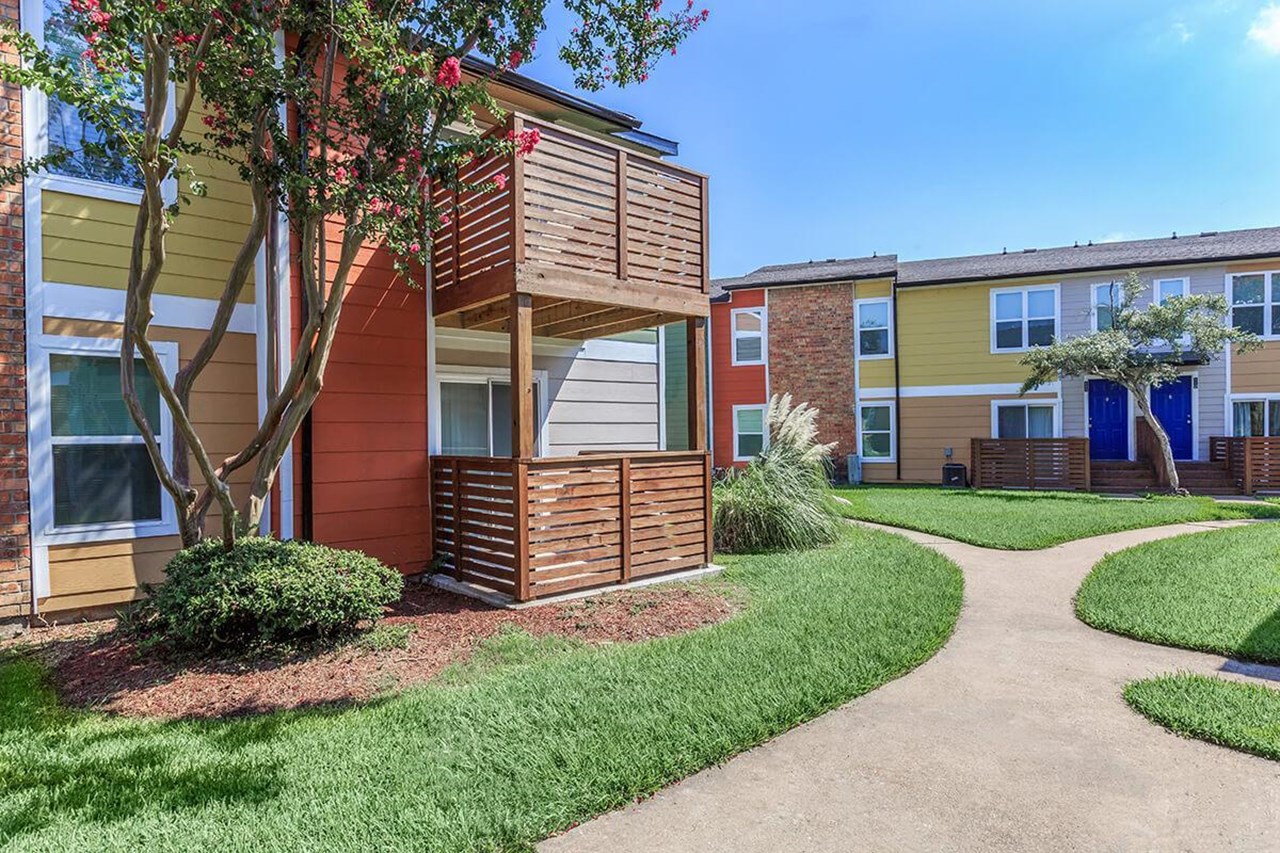 Landings at Northpoint - Houston, TX - Photo 1 of 24