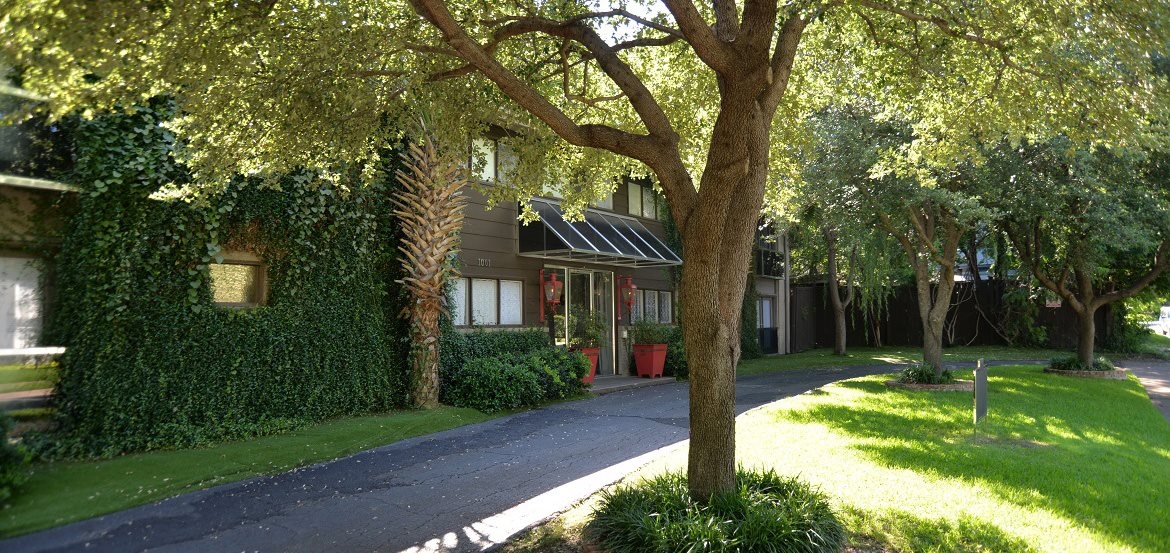 Drake Apartments Dallas View Floorplans, Photos & More