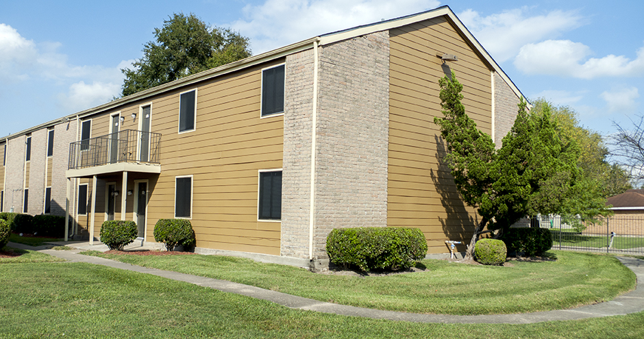 Forest Park Apartment