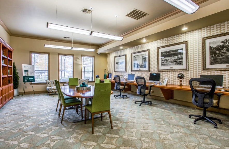 Hudson Miramont - Business Center - Photo 8 of 31