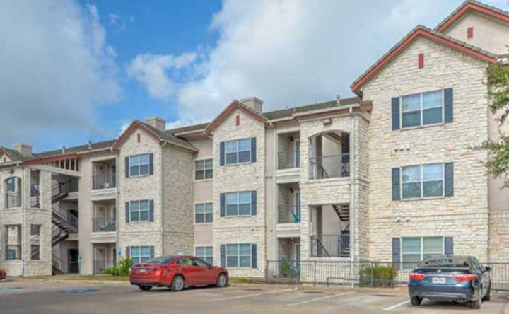 Acclaim at South Congress Apartments