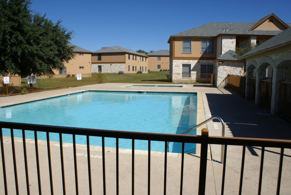Huntington Meadows - Pool - Photo 2 of 3