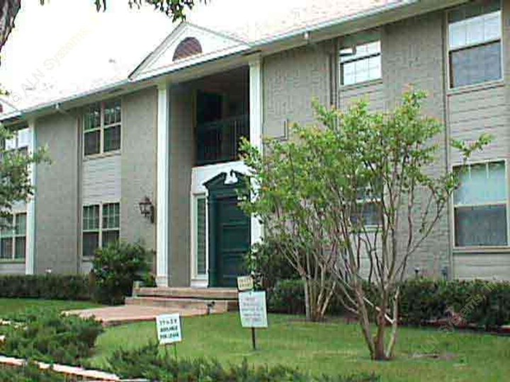 Somerset I Dallas View Floorplans, Photos & More