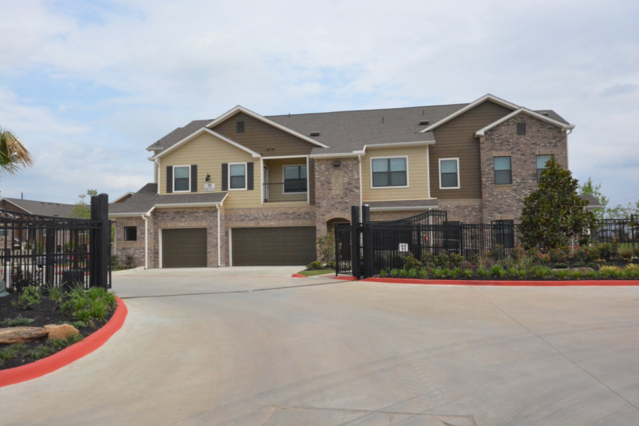 Avenues at Cypress - Cypress, TX - Photo 1 of 15