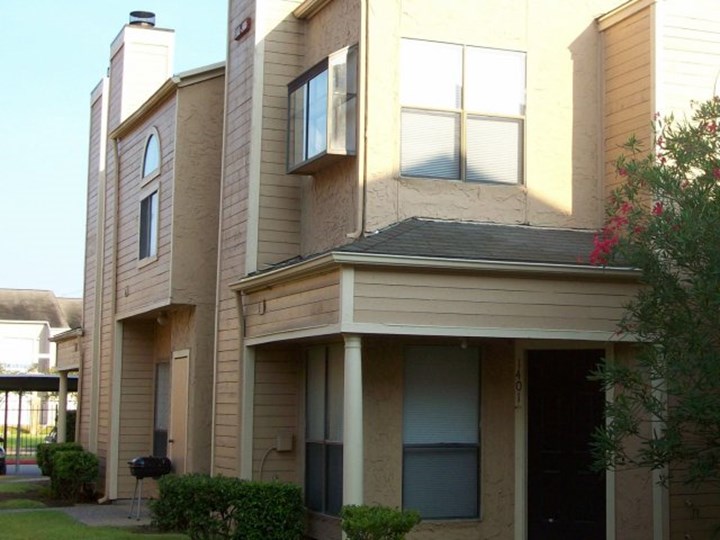 Townhomes at 8030 West Airport