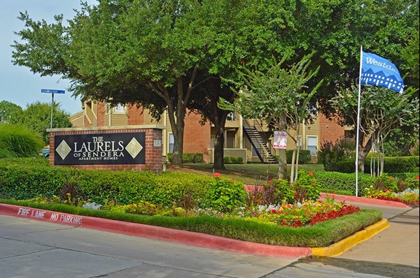 Laurels of Sendera