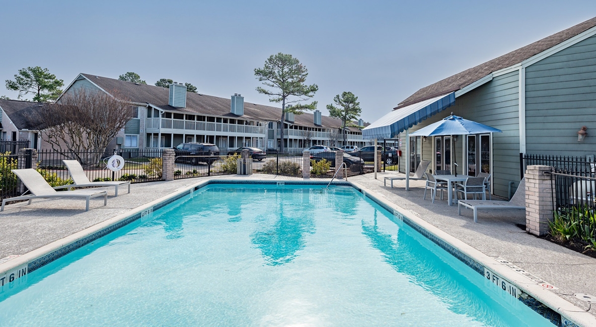 Gibson Apartments Houston 930+ for 1, 2 & 3 Bed Apts