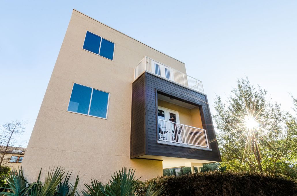 Herschel Apartments Dallas 2405+ for 1 & 2 Bed Apts