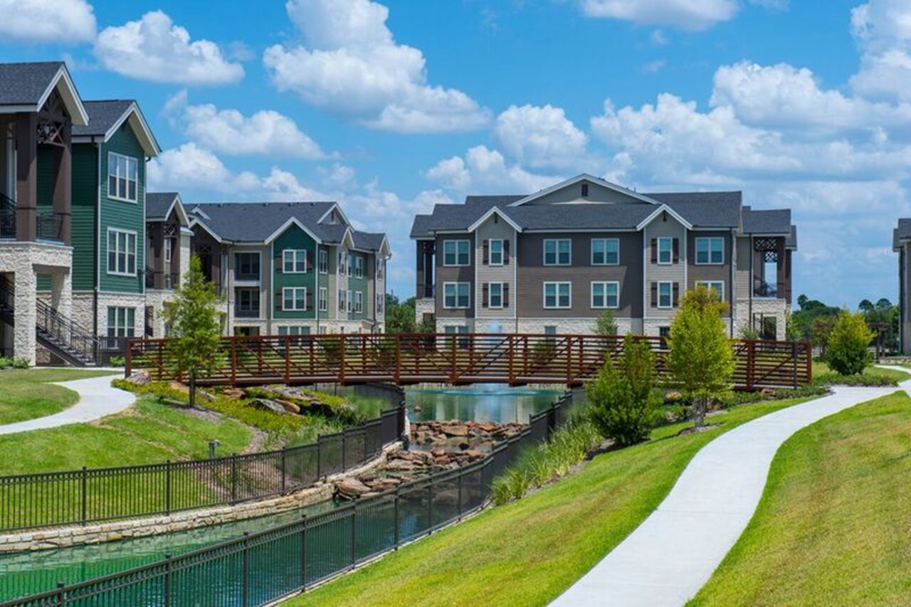 Elite 99 West - Katy, TX - Photo 1 of 26