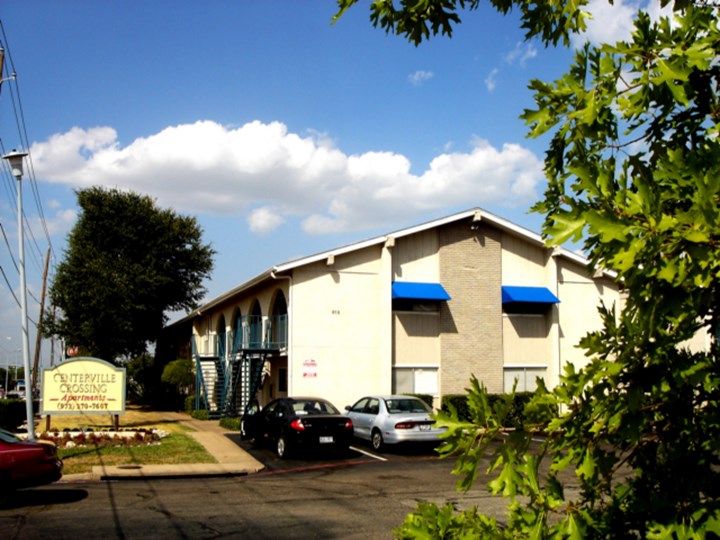 Centerville Crossing Apartments