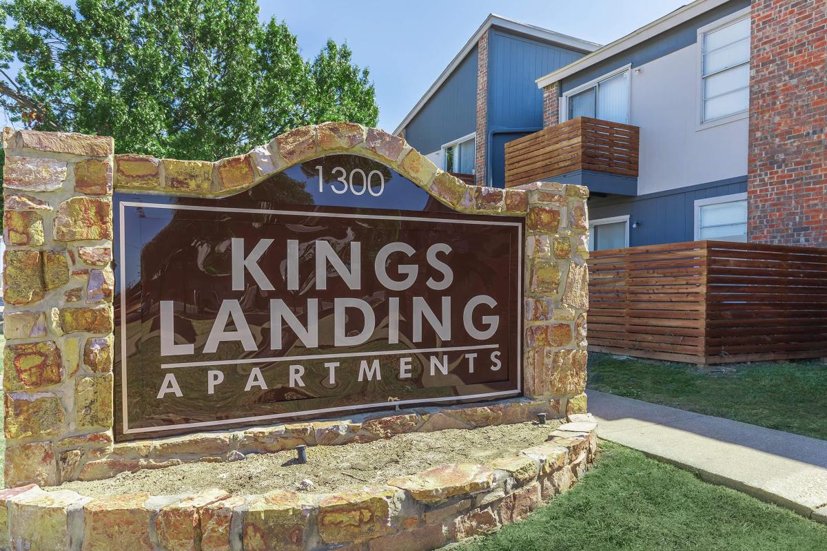 Kings Landing - Entrance - Photo 3 of 9