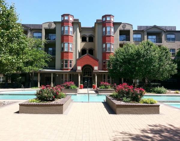 Inwood on the Park Apartment