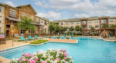 Villas of Chapel Creek Apartments Frisco Texas