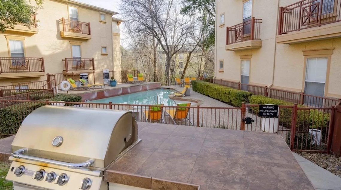 Rise Highland Park - Pool Area - Photo 5 of 20