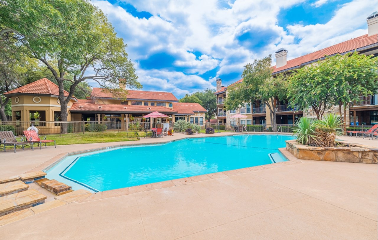 Waters Edge - Plano, TX - Photo 1 of 37