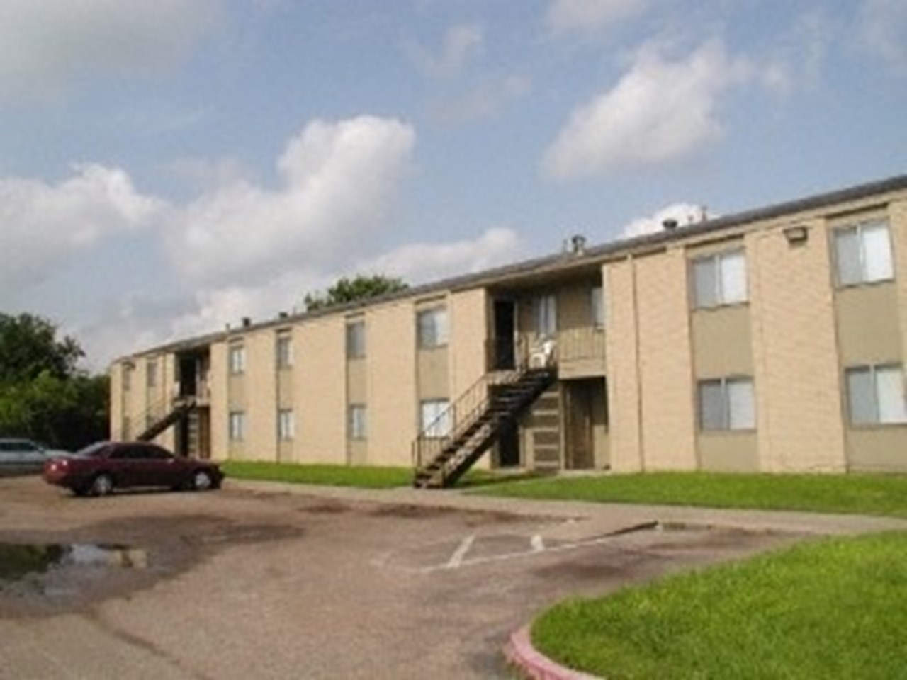 Garden City - Houston, TX - Photo 1 of 4