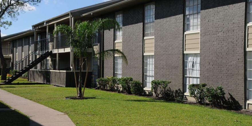 Brays Village Apartments