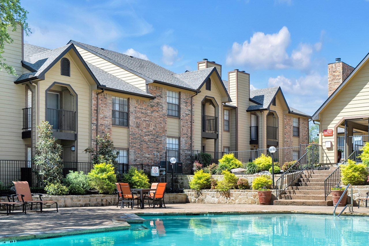 Wythe - Irving, TX - Photo 1 of 15