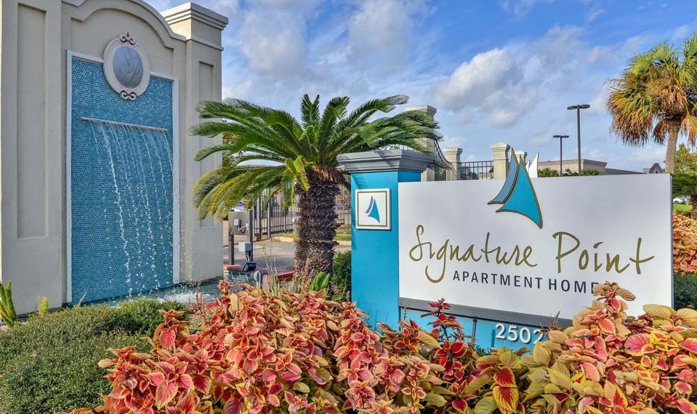 Signature Point League City 1124+ for 1, 2 & 3 Beds