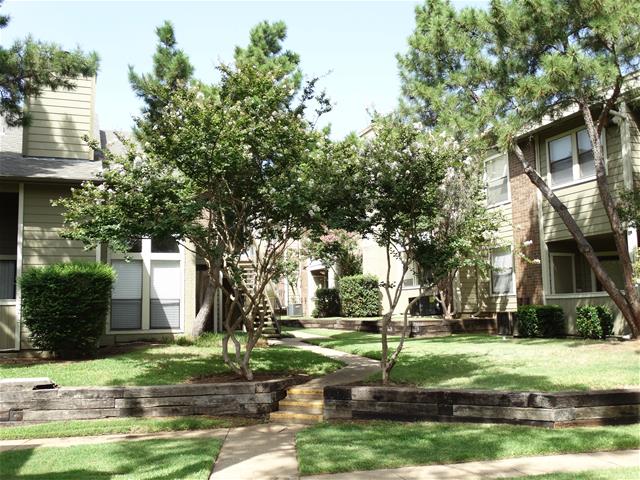 Ridgeview Place I Apartment