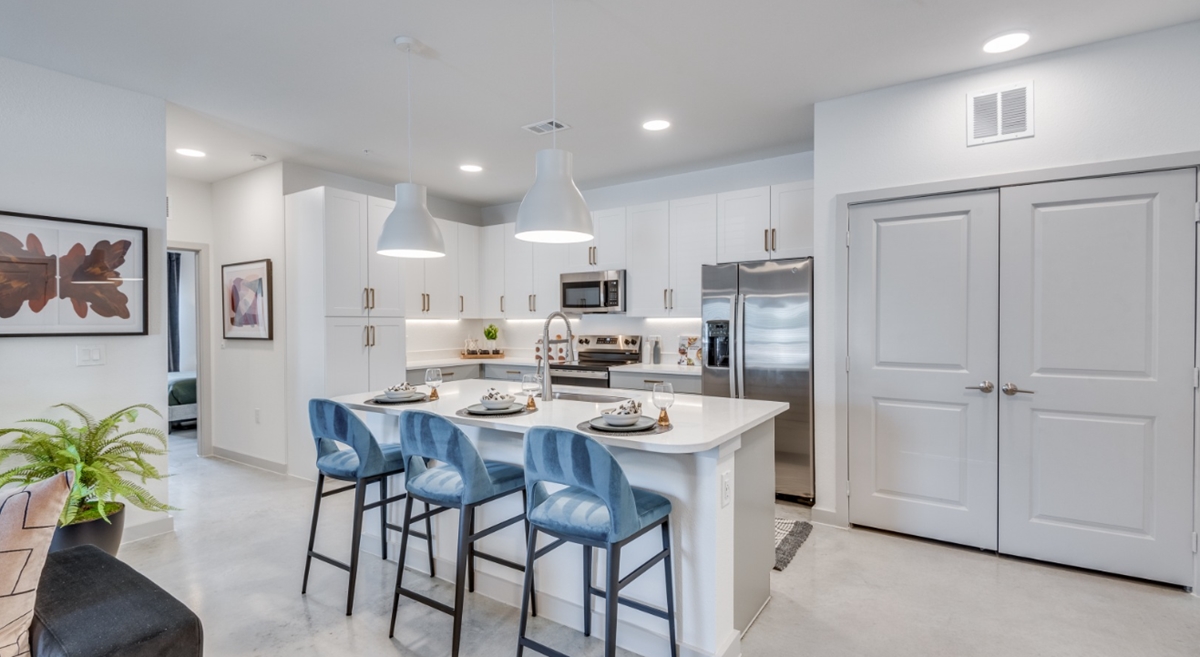 Strata - Kitchen - Photo 6 of 10