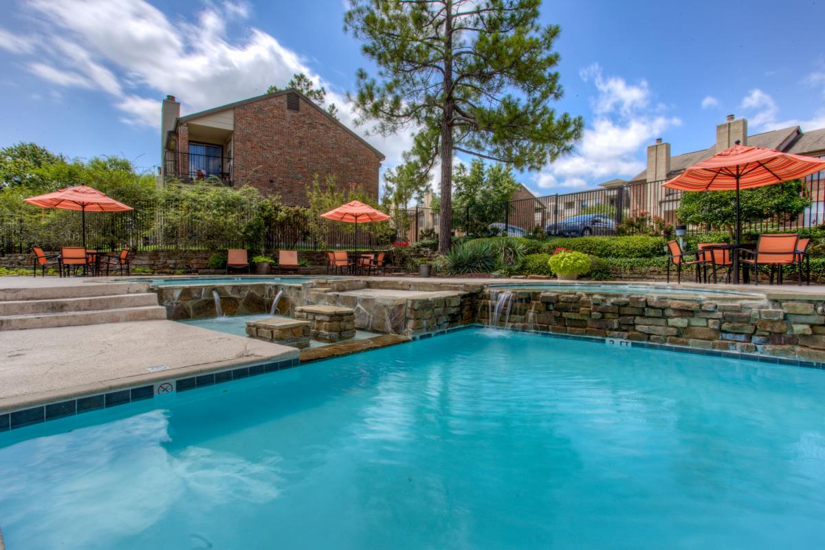 Pines of Palos Verdes Mesquite 1095+ for 1 & 2 Beds