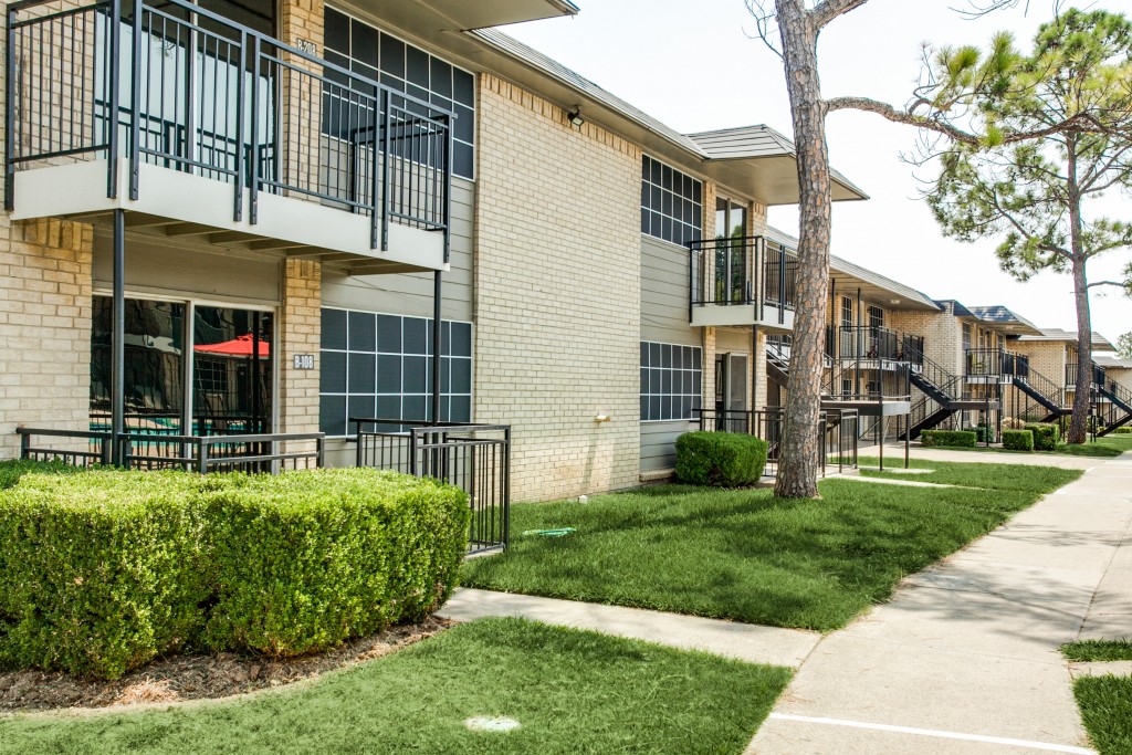 Terraces on the Parkway Apartment