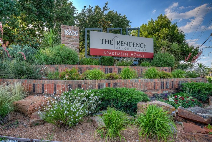Residence at North Dallas I & II Apartments
