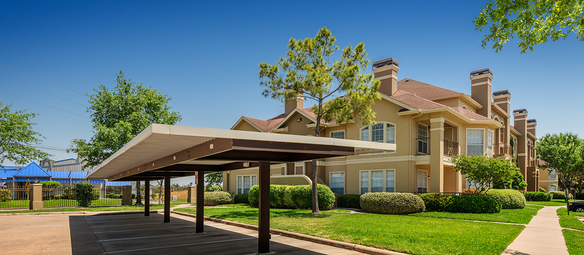 Ranchstone Apartment