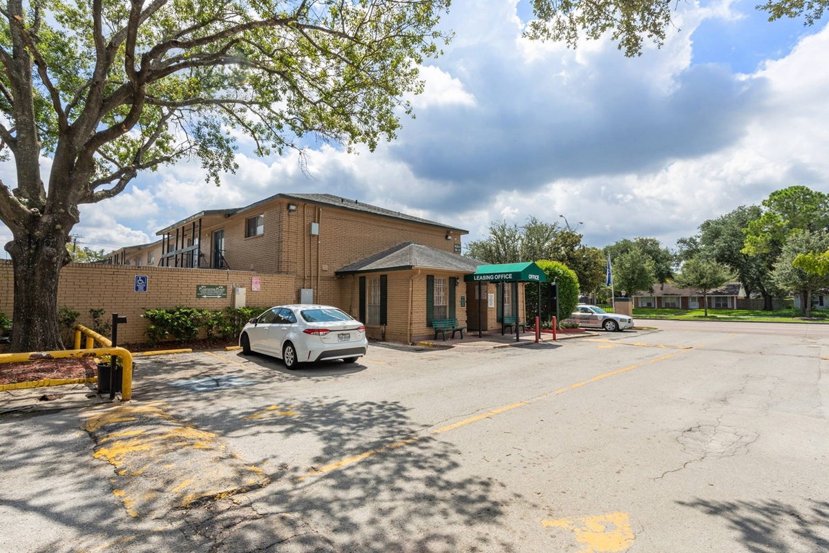 Park Pointe - Office - Photo 5 of 15