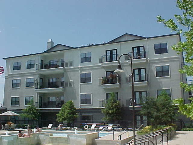 Marquis at Texas Street Apartment