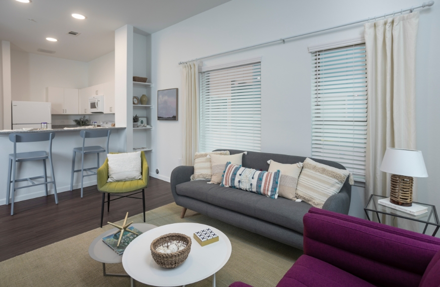 Gray - Living/Dining - Photo 4 of 10