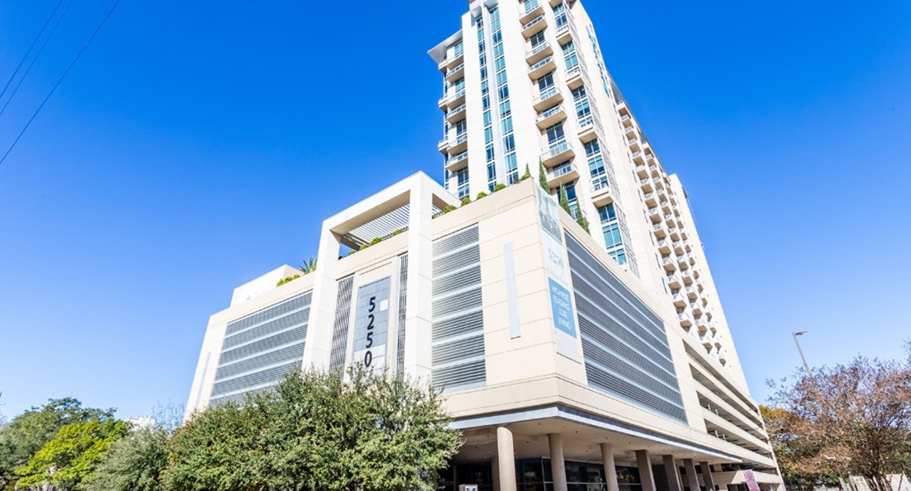 M5250 - Houston, TX - Photo 1 of 17